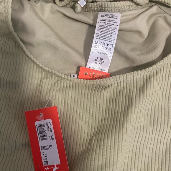 ⭐️HOST PICK⭐️RIVER ISLAND GREEN CUT OUT SWIMSUIT - Picture 7 of 8